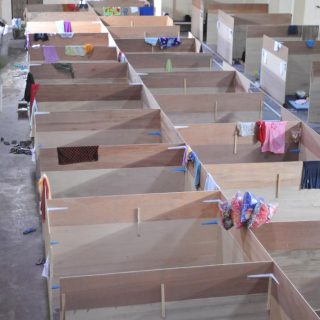 Lokasi pengungsian warga lereng Merapi di Deyangan mulai sepi setelah para penghuni pulang ke rumah masing-masing.