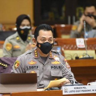 Komjen Pol Listyo Sigit Prabowo saat menjalani uji kelayakan dan kepatutan di hadapan Komisi III DPR RI, Rabu (29/1).
