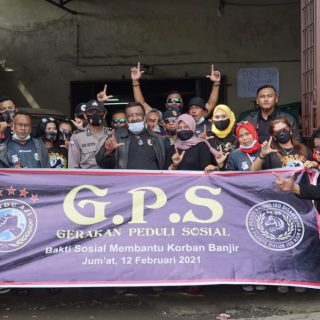 Tim Lindu Aji Semarang Tengah yang mengusung Gerakan Peduli Sosial berfoto bersama seusai menggelar baksos.