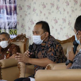 Para nara sumber saat tampil pada acara Prime Topic: Rawat Jalan Tanpa Lubang, di Gedung DPRD Jateng, Rabu (24/2/2021).