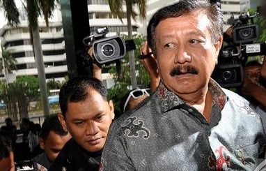 Mantan Jaksa Agung Basrief Arief