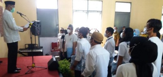 Bupati HM Al Khadziq melantik kepengurusan KPEK Kabupaten Temanggung