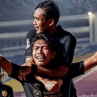 Ryan Ardiansyah melakukan Selebrasi setelah mencetak gol 3 yang menentukan kemenangan PSIS Semarang.