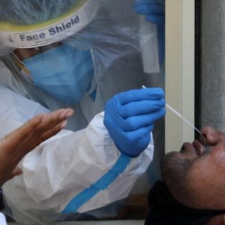 Tes swab kini mulai ditinggal, karena ada penemuan baru untuk mengetahui keberadaan virus Corona, seperti GoNose dan tes berteriak