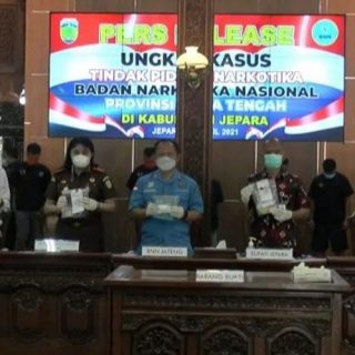 BNNP Jateng memberi keterangan kepada pers soal penungkapan kasus penyalahgunaan narkoba di Jepara