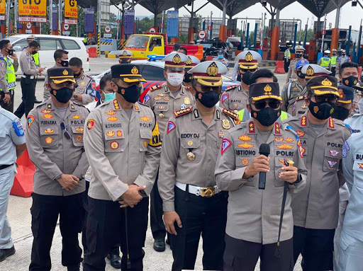 Kakorlap Polri Irjen Pol Istiono mengecek kesiapan Pospam Antisipasi Mudik 2021