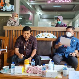 Kajati Jateng Priyanto saat Ngopi Sesarengan bersama awak media, di kantornya, Jumat (9/4).