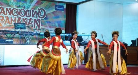 Panggung Kahanan di Kabupaten Banyumas digelar di aula Gedung Bank Jateng, Sabtu (1/5)