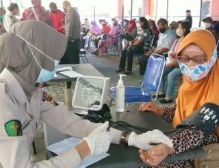 Kalangan lansia menjadi salah satu prioritas vaksinasi di Jateng