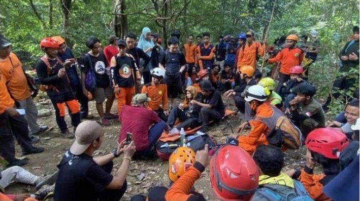 Tim SAR menemukan wanita yang sempat hilang selama tiga hari di Gunung Abbo.