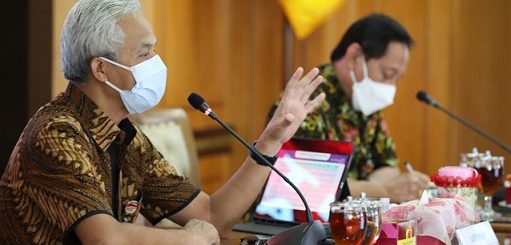 Rakor melalui video conference terkait Evaluasi PPKM Darurat di Jateng dan DIY yang juga diikuti Gubernur Jateng Ganjar Pranowo