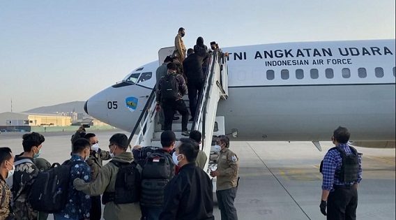 26 WNI dievakuasi dari Afganistan dengan menggunakan pesawat TNI-AU Boeing B-737 seri 400 Skadron Udara 17 Lanud Halim Perdanakusuma.