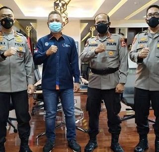 Direktur Operasional PT LIB melakukan pertemuan dengan Asisten Operasional Kapolri Irjen Pol Drs Imam Sugianto MSi untuk menginformasikan jadwal Liga 1 2021.