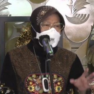 Menteri Sosial Tri Rismaharini