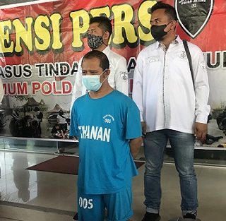 NH, perusakan dan penganiayaan dengan cara melempar kaca mobil dengan batu di wilayah Semarang, Kabupaten Kendal dan Kabupaten Semarang yang ditangkap Polda Jateng.