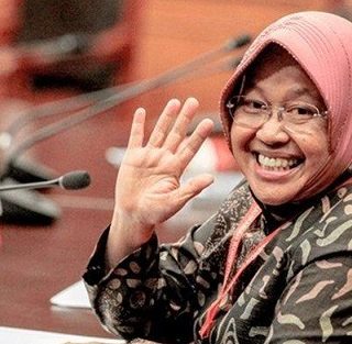 Menteri Sosial Tri Rismaharini