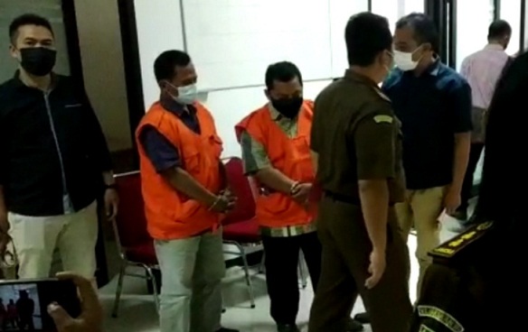 Dua Tersangka kasus korupsi BPR Salatiga langsun ditahan setelah statusnya ditingkatkan menjadi tersangka