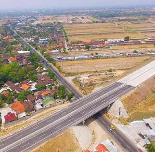 Ilustrasi Jalan Tol Solo-Ngawi Segmen Sragen-Ngawi 