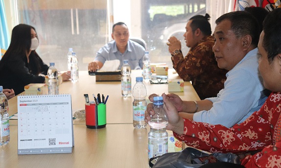 Audiensi penguris E-Sport Kota Semarang dengan pengurus KONI Kota Semarang, Senin (6/9)