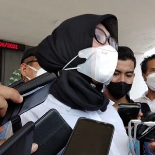 Kabag Humas dan Protokol Dirjen Pemasyarakatan Rika Aprianti memberikan keterangan kepada para wartawan