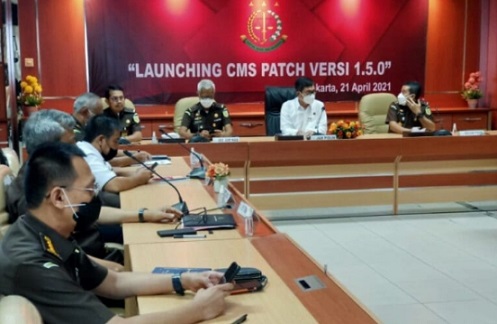 Peluncurkan aplikasi Case Management System (CMS) Publik dan Dashboard CMS saat membuka Rapat Kerja Teknis Pidana Umum 2021, di Kejaksaan Agung, Rabu (1/9).