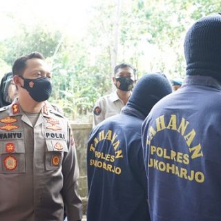 Dua pelaku pembuangan limbah ke Sungai Bengawan Solo dibekuk Polres Sukoharjo