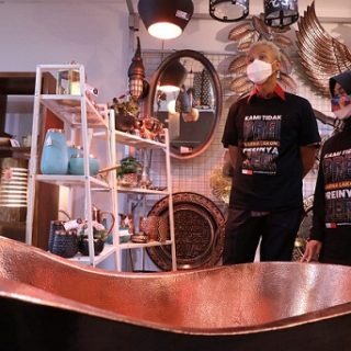 Beberapa produk UKM Jateng siap masuk pasar Jepang. Gubernur Ganjar Pranowo berjanji segera berkomunikasi dengan Duta Besar RI untuk Jepang