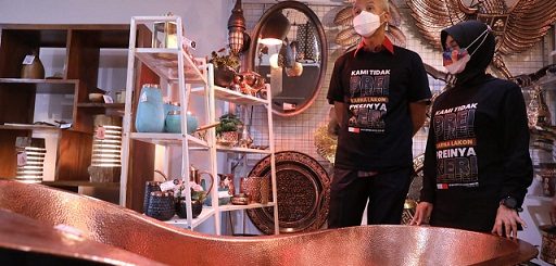 Beberapa produk UKM Jateng siap masuk pasar Jepang. Gubernur Ganjar Pranowo berjanji segera berkomunikasi dengan Duta Besar RI untuk Jepang