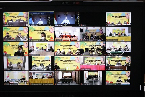 Rapat Kerja Teknis Bidang Pembinaan Tahun 2021 secara virtual dari ruang kerja Jaksa Agung Muda Pembinaan, di Kebayoran Baru, Jakarta Selatan, Rabu (8/9).