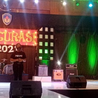Pentas inagurasi mahasiswa baru UPGRIS