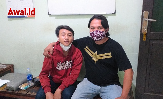 Alvian, pelaku pembobolan kotak amal (kiri) diamankan Polsek Semarang Utara.