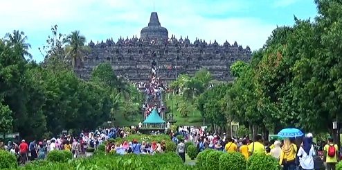 Candi Borobudur, salah satu destinasi wisata andalan Jawa Tengah