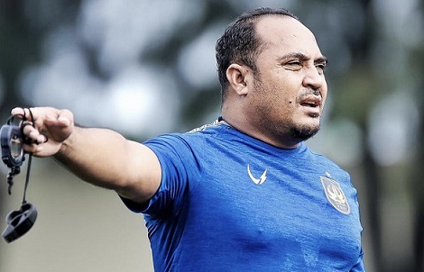 Pelatih Kepala PSIS Imran Nahumarury