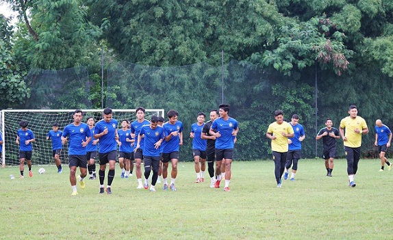 Awal.id, PSIS Semarang, Latihan Rutin, Imran Nahumarury