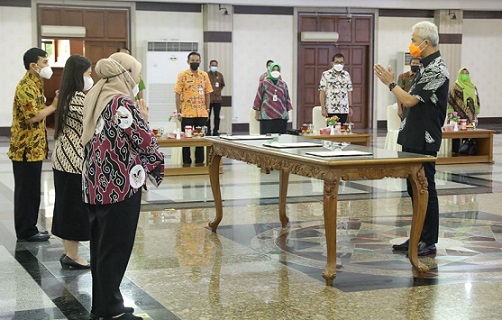 Gubernur Jateng, Ganjar Pranowo, melantik pejabat fungsional di 23 jenis jabatan, Jumat (19/11)