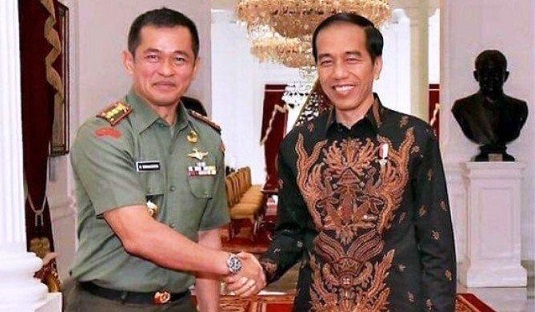 Mayjen TNI Maruli Simanjuntak bersama Presiden Joko Widodo