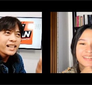 Raissa Anggiani dipandu host Thariq Kamaludin saat tampil di acara Ngos-ngosan, di Studio Awal Media Nusantara, Jumat (28/1).