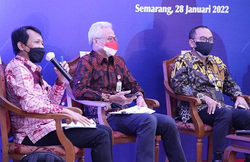 Brigjen Pol Bahtiar Ujang Purnama, Dir Wilayah III Kedeputian Koordinasi dan Supervisi KPK, dalam Webinar Implementasi NCT (Non Cash Transaction) Pemda dan Penerapan GCG (Good Corporate Governence) di Kantor Pusat Bank Jateng, Jalan Pemuda, Semarang, Jumat (28/1)