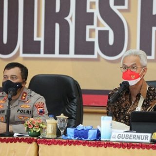Gubernur Jawa Tengah, Ganjar Pranowo dan Kapolda Jateng menggelar konferensi pers di Polres Purworejo, beberapa waktu lalu