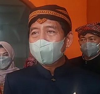 Kepala Dinas Pendidikan Kota Semarang, Gunawan Saptogiri