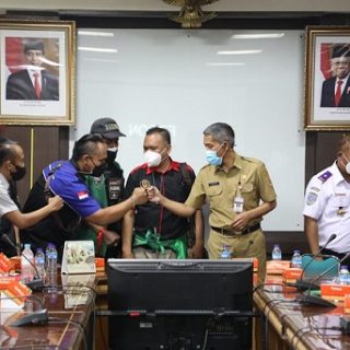 Beberapa perwakilan driver online diterima dan diajak diskusi Sekda Jateng, Sumarno, terkait beberapa tuntutan yang diajukan