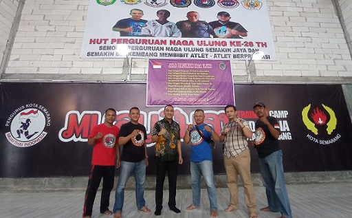 Ketua Umum KONI Kota Semarang, Arnaz Agung Andrarasmara, mengunjungi Sasana Naga Ulung di Jalan Citandui 2/31 Semarang, Rabu (23/3)