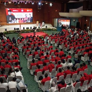 Pembentukan holding subholding bukan untuk meliberalisasi PLN, justru untuk membuat PLN lebih kuat