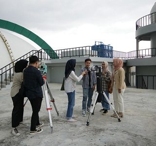 Tim pengamatan bulan (rukyatul hilal) bulan Ramadan 1443 H Universitas Islam Negeri (UIN) Walisongo Semarang menempatkan peralatan di empat titik lokasi yang berbeda di Provinsi Jawa Tengah
