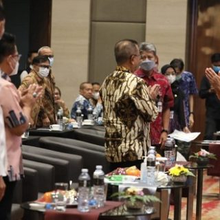 Gubernur Jateng Ganjar Pranowo menghadiri Musyawarah Provinsi Ikatan Nasional Konsultan Indonesia (Inkindo) Jawa Tengah di Hotel Gumaya, Selasa (31/5/2022)