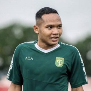 Ofan saat masih berkostum Persebaya. Foto: official Persebaya