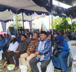 HALAL BI HALAL. Anggota DPRD Kota Semarang dari Fraksi Partai Demokrat, Sugi Hartono, S.Sos.i mengundang warga masyarakat dalam acara halal bi halal yang digelar di di Dempel Kidul, Muktiharjo Kidul, Pedurungan, Minggu (22/5/2022)