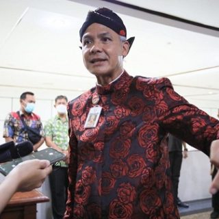Gubernur Ganjar Pranowo