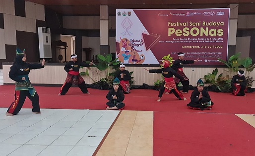 Opening ceremony kegiatan PeSoNas 2022 yang dibuka oleh Menteri Pemuda dan Olahraga, Zainudin Amali di Holy Stadium, Semarang, Senin (4/7). (Foto dok: Istimewa) 
