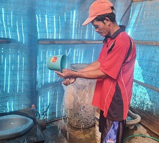 Warga Desa Lebak, Kecamatan Grobogan Kabupaten Grobogan, sudah menerima bantuan jamban dari Pemprov Jateng, sehingga perilaku buang air besar sembarangan sudah tidak dilakukan masyarakat lagi